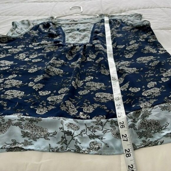 DR2 Top, Cap Sleeve Blouse, Layered Chiffon, Split Neck, Floral Blue, Medium - Picture 6 of 8